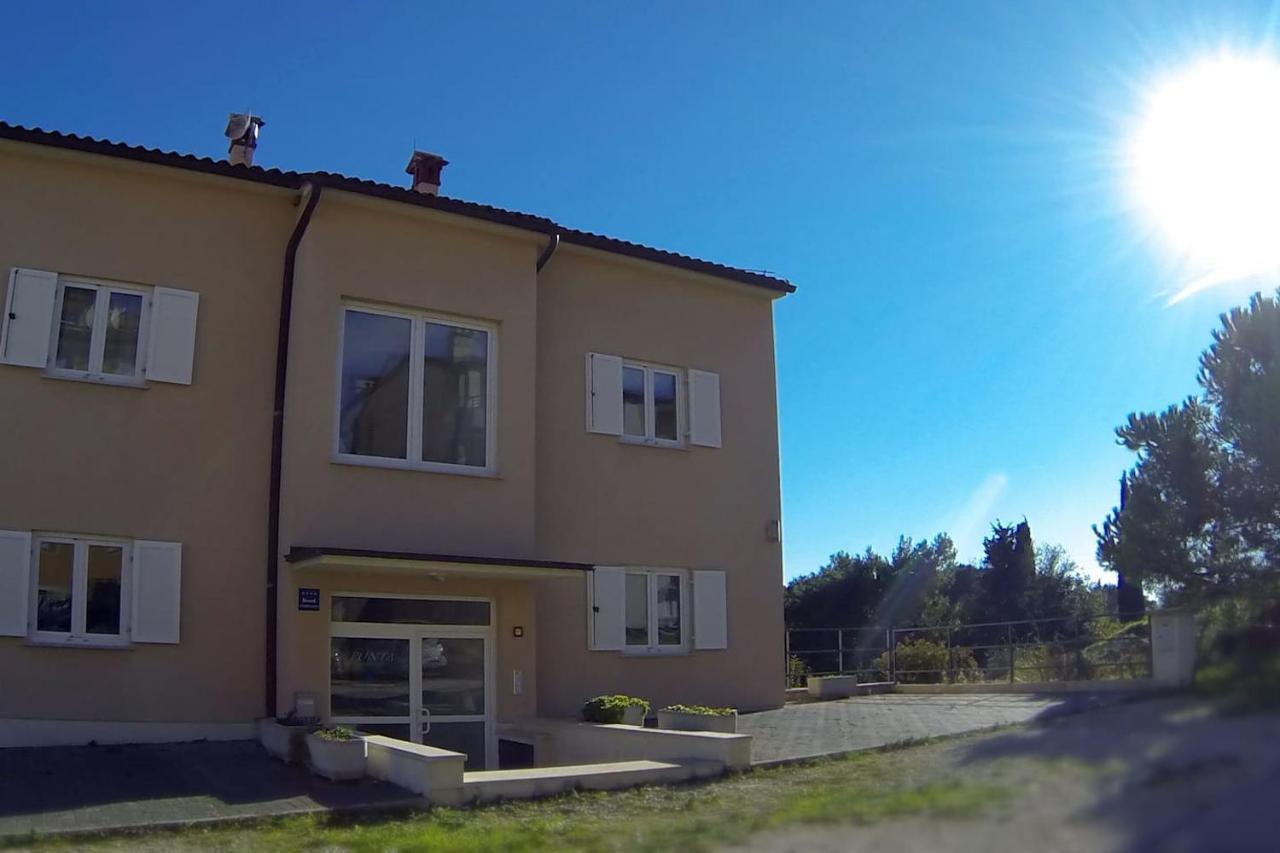 Apartment Punta Premantura E With Garden Dış mekan fotoğraf